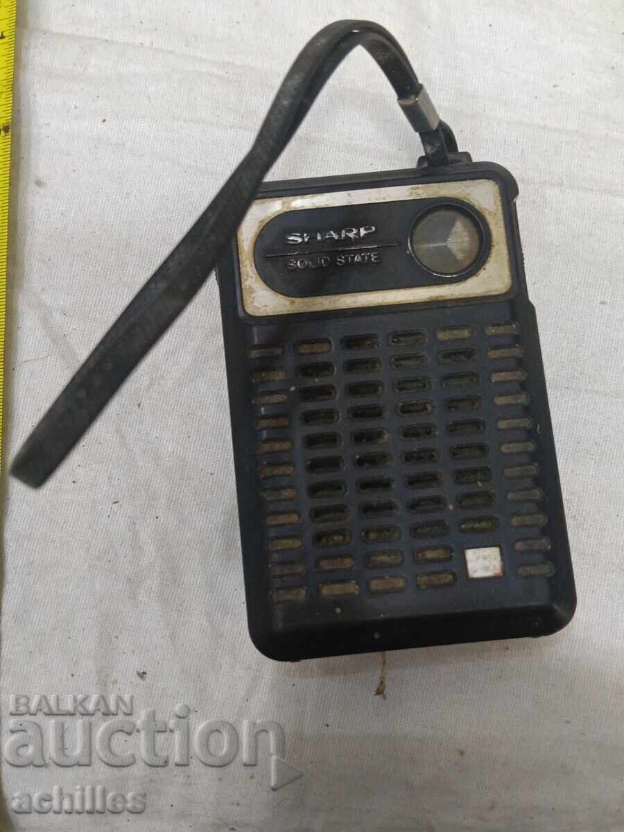 Tranzistor vechi Sharp cu preț € 8.00 | 15.65 BGN