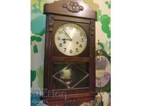 Selling an authentic German Junghans wall clock