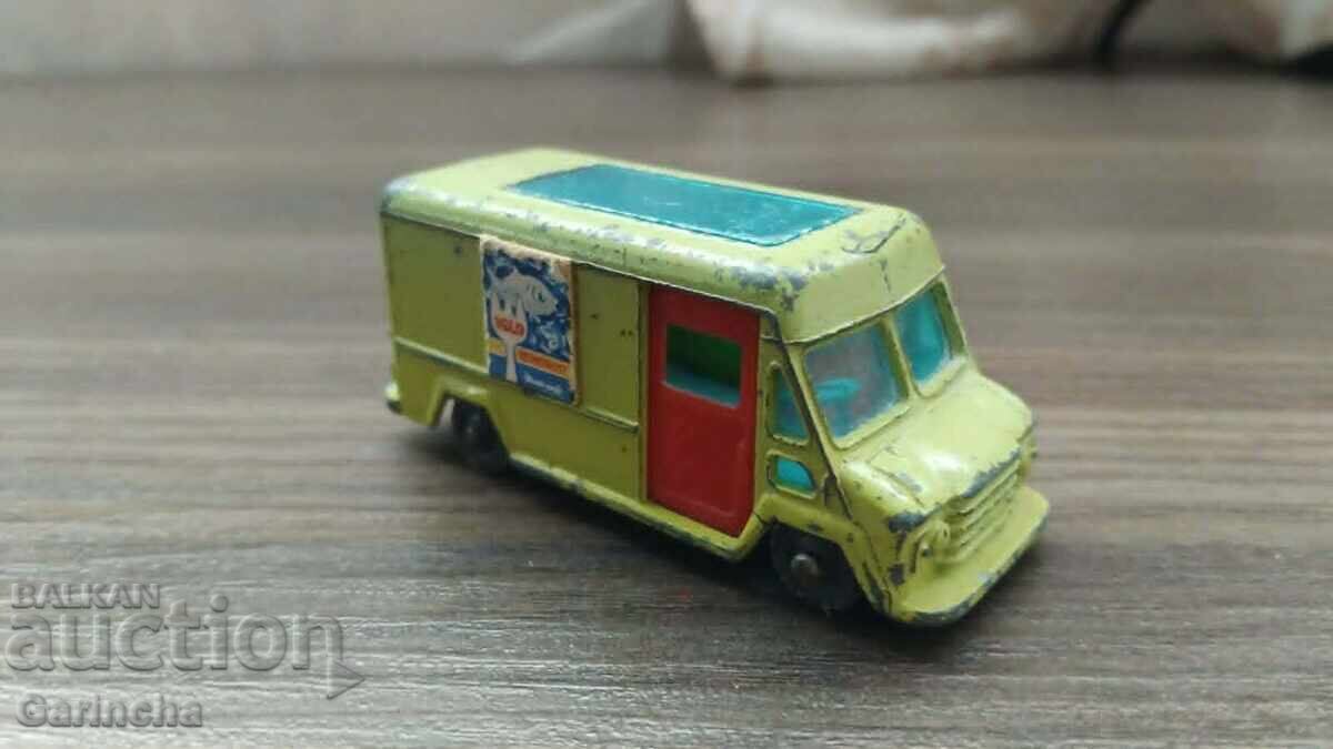 Husky England 1/64 με τιμή € 3.00 | 5.87 BGN
