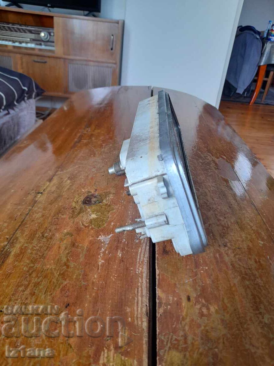 Livrarea Tablou de bord auto vechi Mera-Pafal Livrarea Tablou de bord auto vechi Mera-Pafal