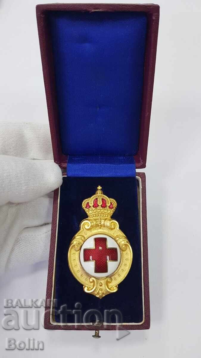 Rară insignă regală, Crucea Roșie - Ferdinand I + cutie cu preț € 390.00 | 762.78 BGN Rară insignă regală, Crucea Roșie - Ferdinand I + cutie cu preț € 390.00 | 762.78 BGN