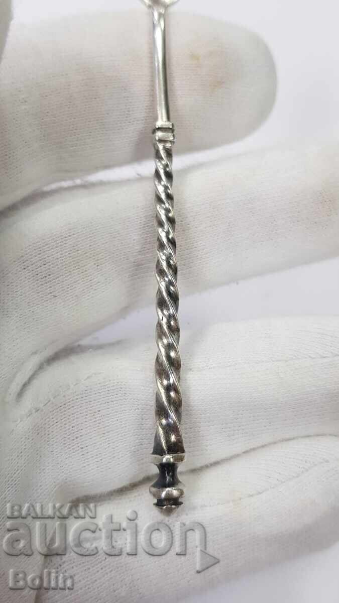Delivery of Beautiful silver spoon, France - 950 purity