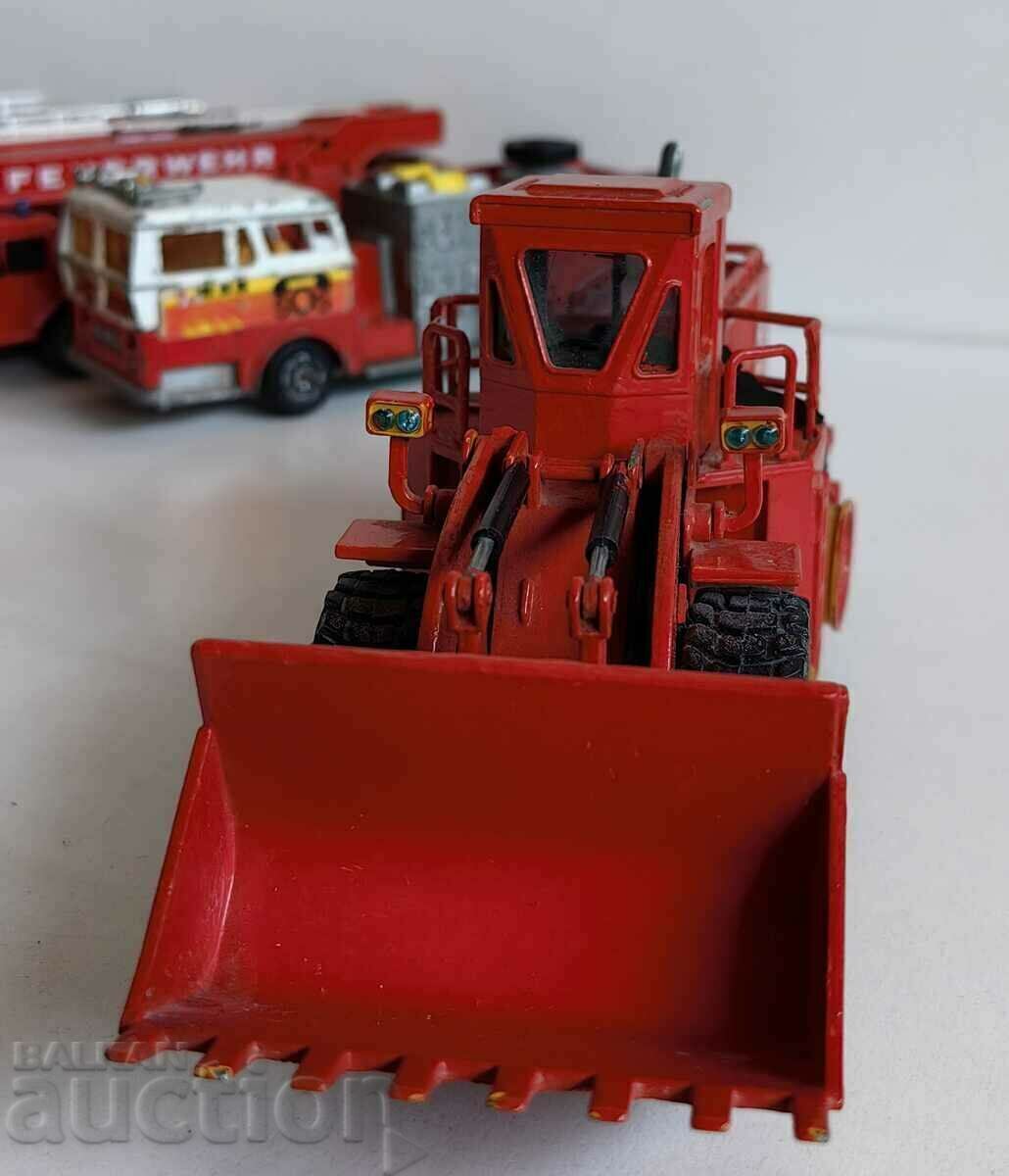 CATERPILLAR EXCAVATOR CAMION MARE DE POMPIERI FER NEUTILIZAT cu preț € 15.00 | 29.34 BGN CATERPILLAR EXCAVATOR CAMION MARE DE POMPIERI FER NEUTILIZAT cu preț € 15.00 | 29.34 BGN
