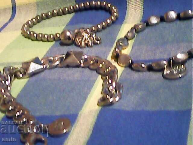 Auction  lot of bracelets