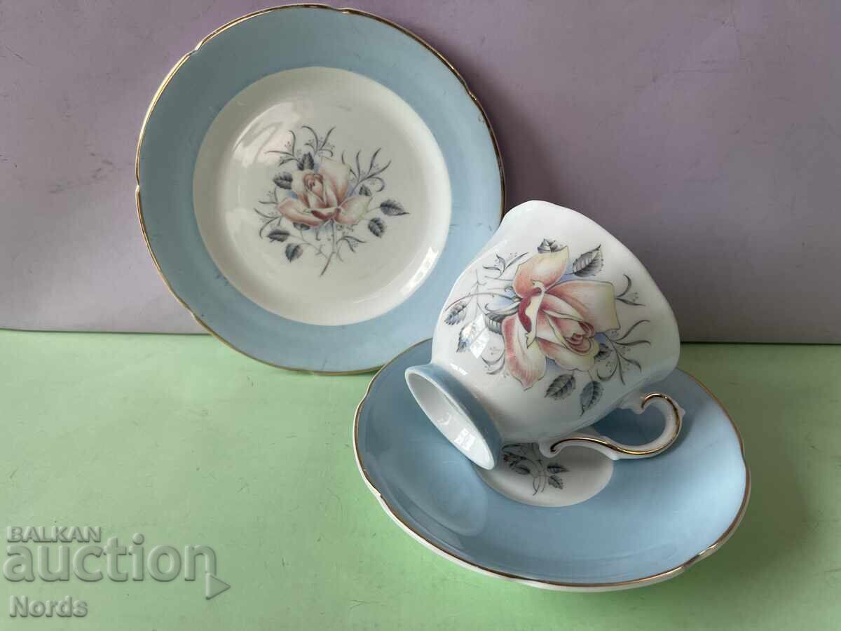 Royal Grafton όμορφο σετ πορσελάνης Royal Grafton όμορφο σετ πορσελάνης
