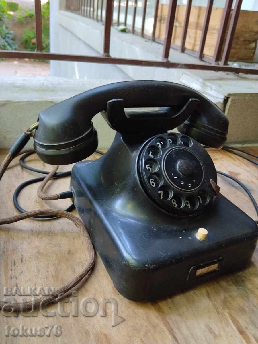 Licitație Telefon german vechi din bachelită din Al Doilea Război Mondial Licitație Telefon german vechi din bachelită din Al Doilea Război Mondial