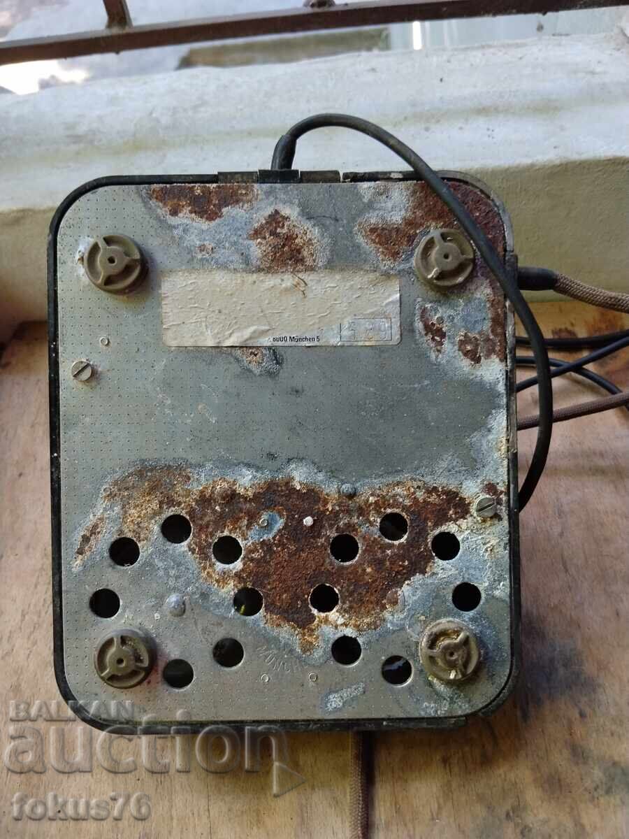 Telefon german vechi din bachelită din Al Doilea Război Mondial - 6 Telefon german vechi din bachelită din Al Doilea Război Mondial - 6