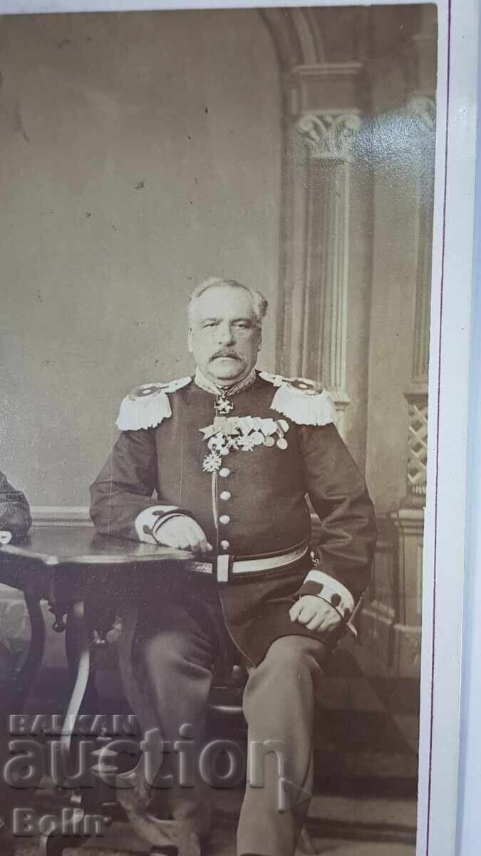Fotografie rară a medicului militar Dr. Takov, anul 1884 cu preț € 115.00 | 224.92 BGN