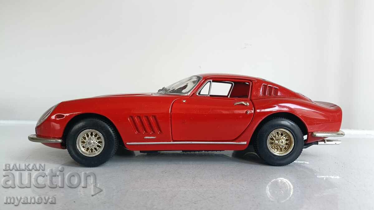 Ferrari 275 GTB 4 от 1966 г. в мащаб 1:18. Ferrari 275 GTB 4 от 1966 г. в мащаб 1:18.