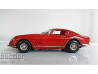 Ferrari 275 GTB 4 от 1966 г. в мащаб 1:18.