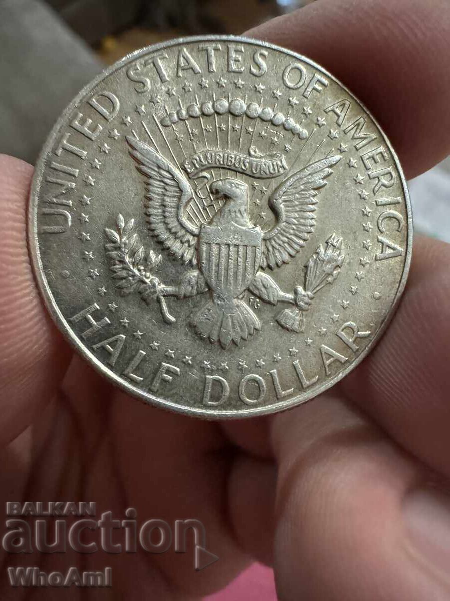 Jumătate de dolar Kennedy 1967 cu preț € 14.00 | 27.38 BGN