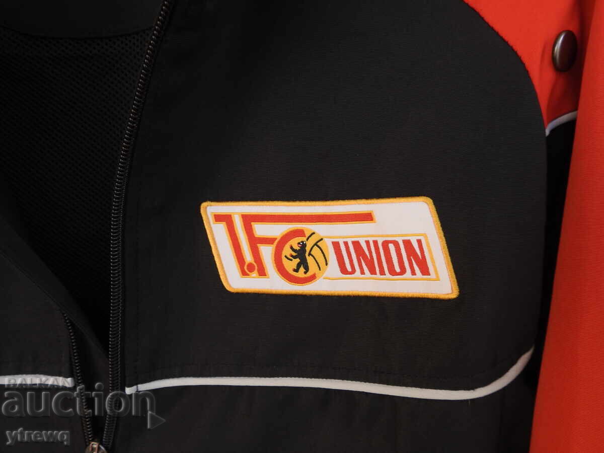 Аукцион FC Union Berlin яке горнище (S) Аукцион FC Union Berlin яке горнище (S)
