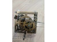 German cuckoo clock movement