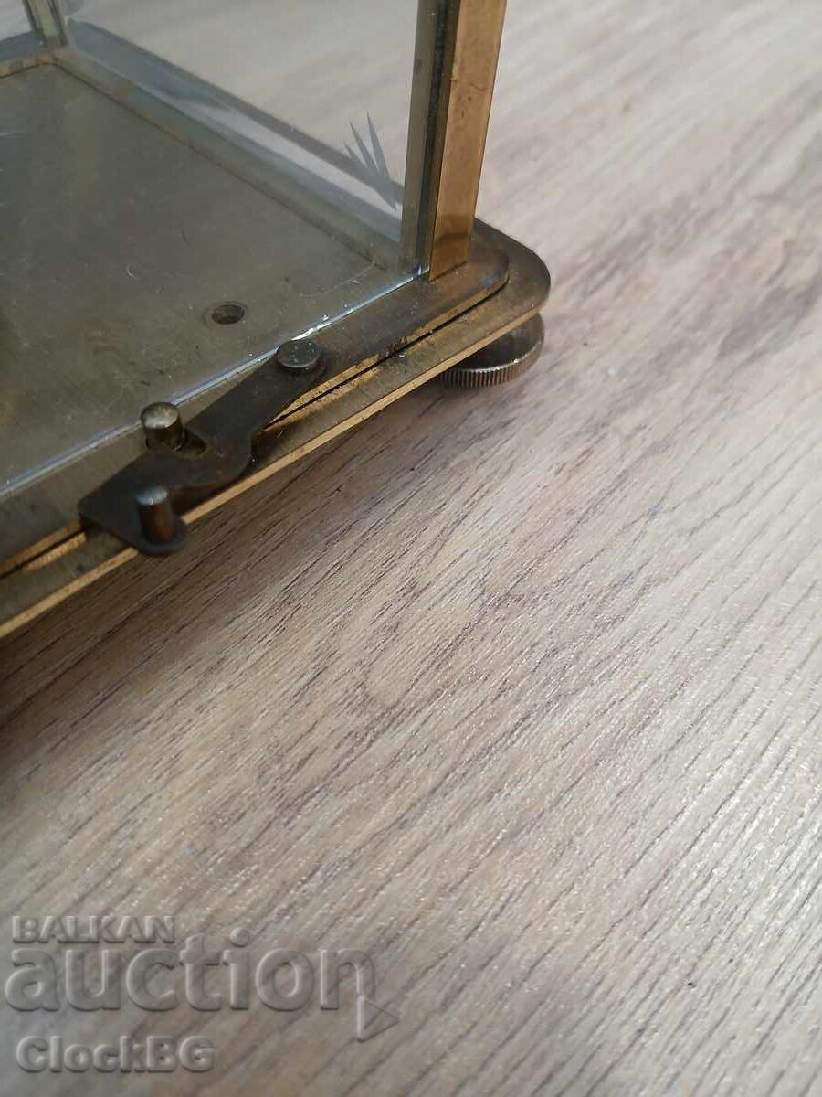 Glass and brass case of a 400-day (anniversary) clock - 6 Glass and brass case of a 400-day (anniversary) clock - 6