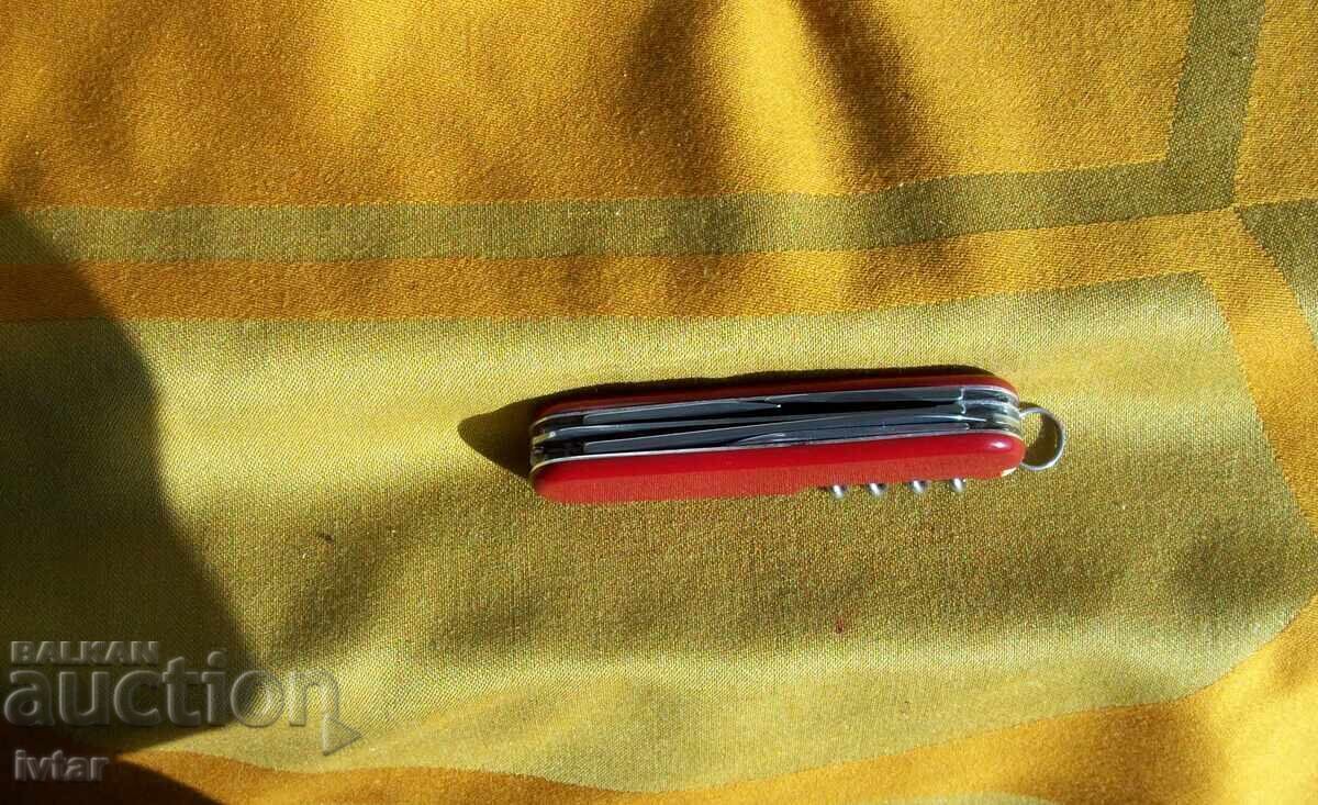 Ελβετικό σουγιά "VICTORINOX" - 4 με τιμή € 19.00 | 37.16 BGN