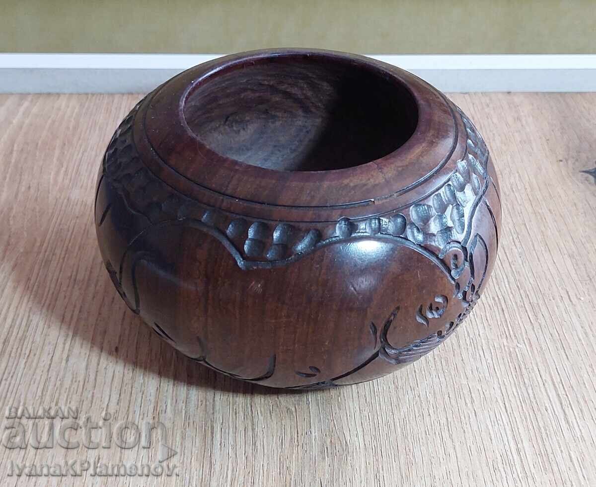 Solid wood African wood carving for connoisseurs