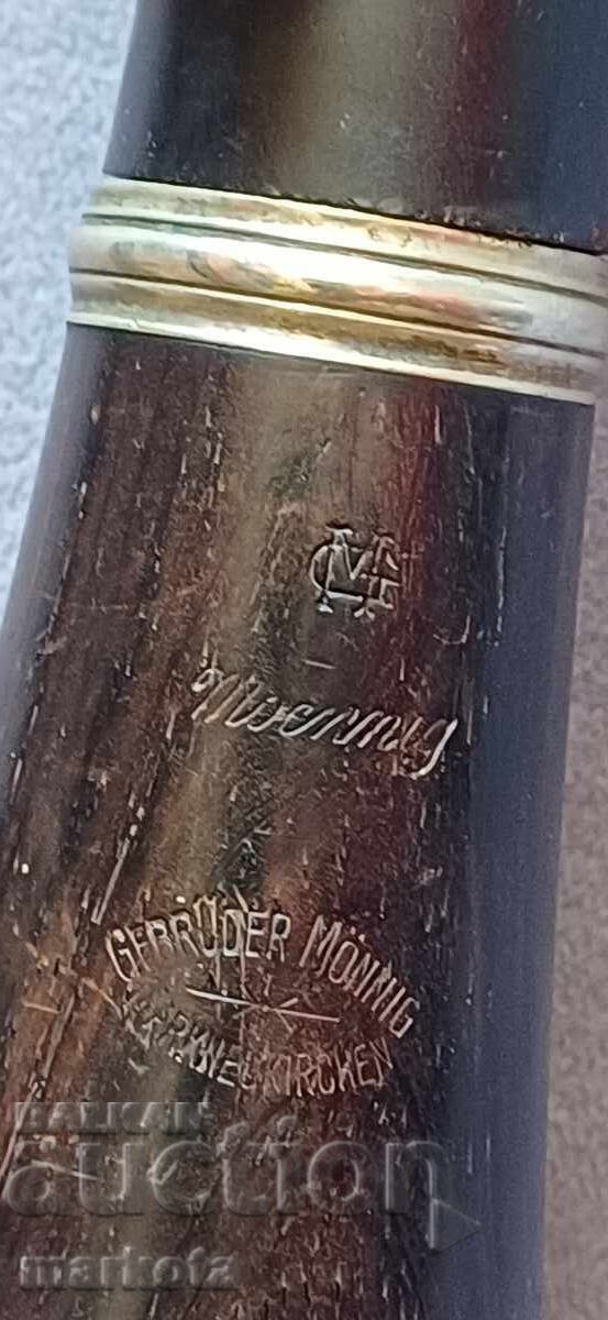 Clarinet german - „Gebrüder Mönnig” cu preț € 135.00 | 264.04 BGN Clarinet german - „Gebrüder Mönnig” cu preț € 135.00 | 264.04 BGN