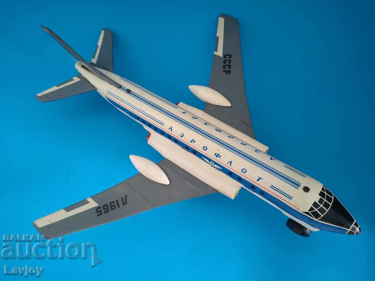 Avion 1965 Aeroflot jucărie socialistă cu preț € 30.00 | 58.68 BGN Avion 1965 Aeroflot jucărie socialistă cu preț € 30.00 | 58.68 BGN