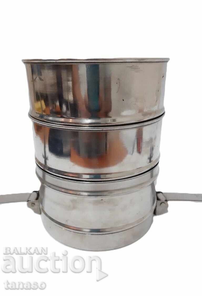 Delivery of 3-tier pot, lunch containers, lunch bowls with handles Delivery of 3-tier pot, lunch containers, lunch bowls with handles