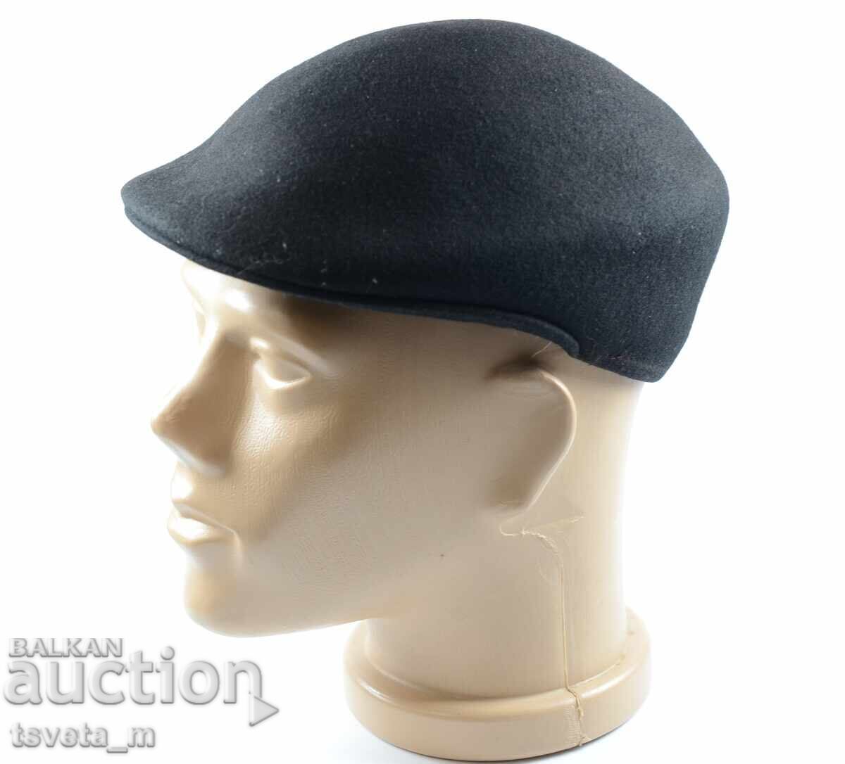 Auction Vintage classic black wool men's flat cap Auction Vintage classic black wool men's flat cap
