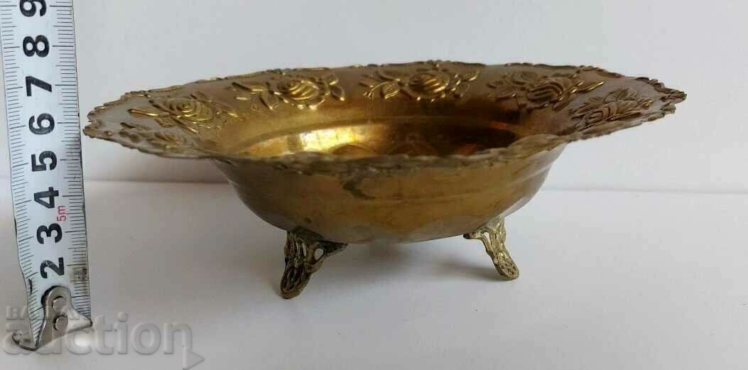 Delivery of SOC METAL FRUCTIERE WITH FLORAL MOTIFS METAL