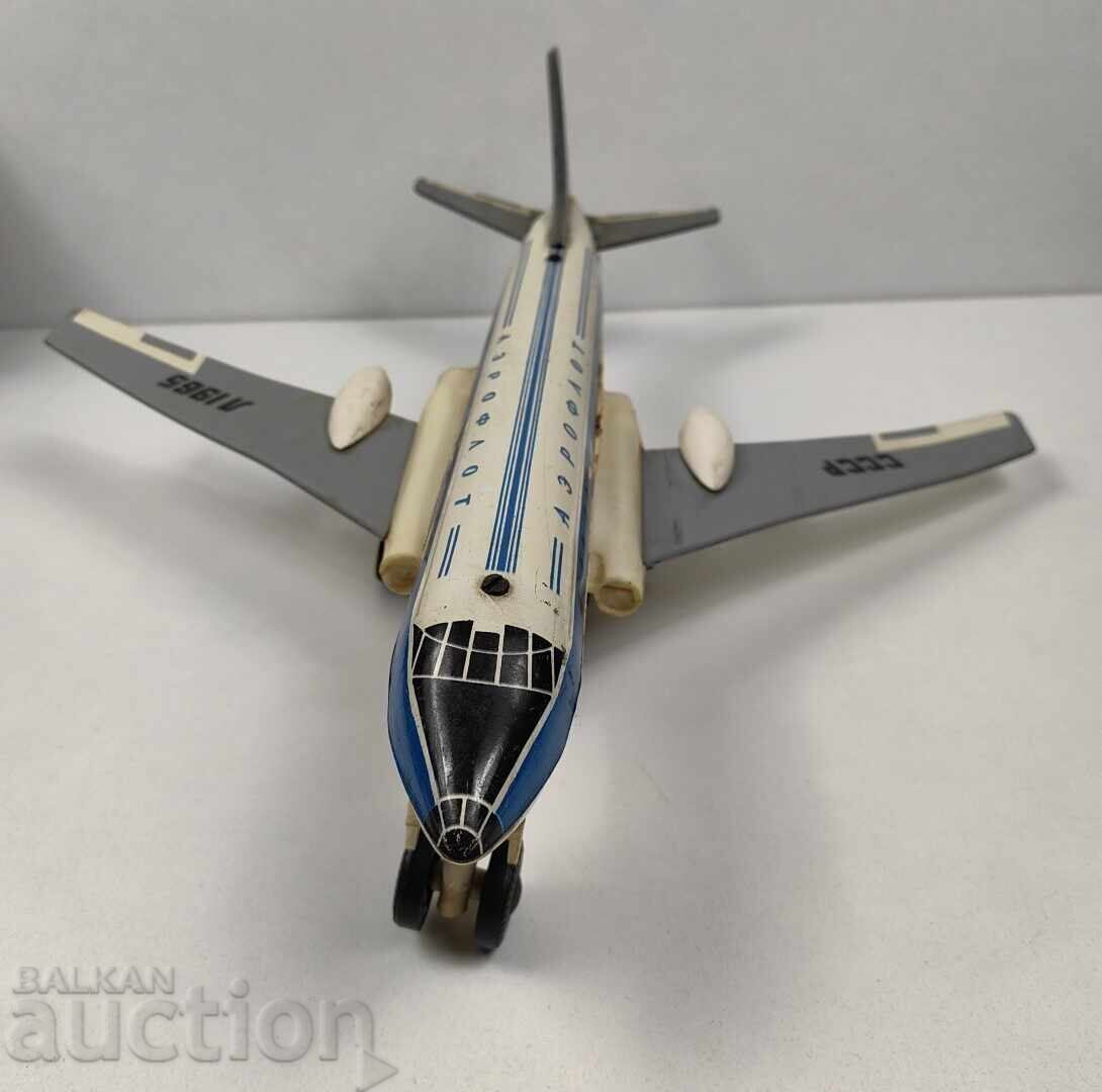 SOVIET TOY AIRPLANE AEROFLOT USSR MISSING WHEEL with price € 7.00 | 13.69 BGN