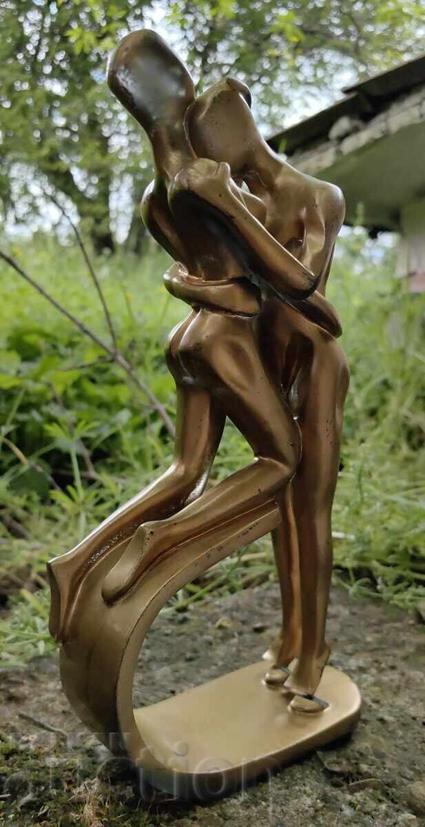 FIGURE FIGURINE STATUETTE PLASTIC WITH A FLAW with price € 0.80 | 1.56 BGN