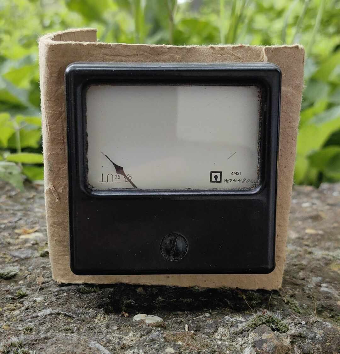 AMMETER ? DEVICE LIKELY UNUSED WORKING CONDITION UNKNOWN