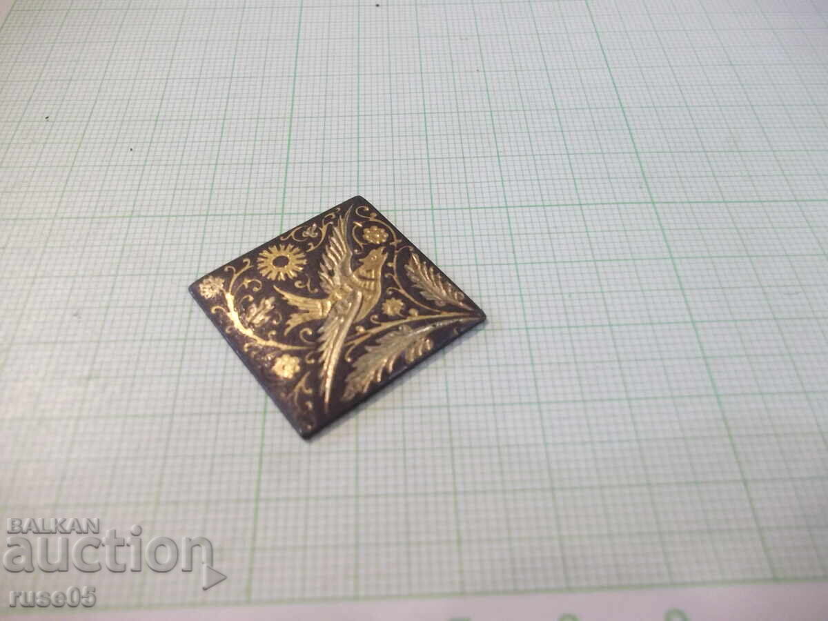 Auction  Metal applique - 3