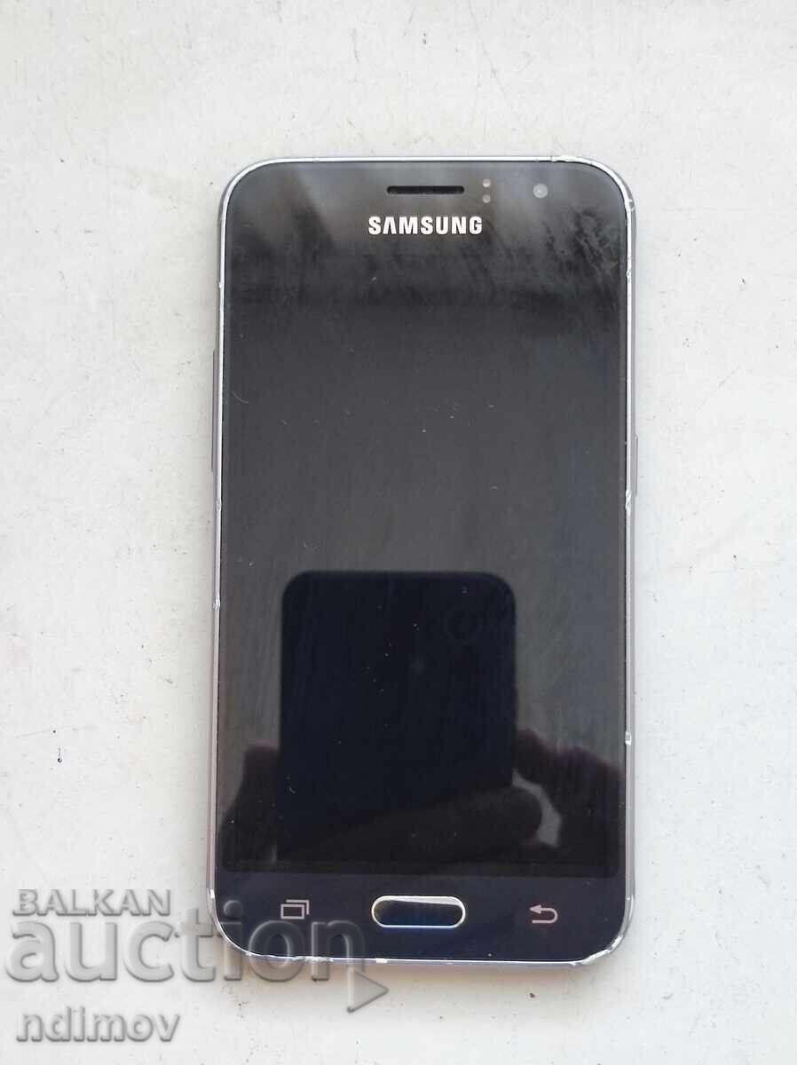 Telefon Samsung Galaxy J1 16 Samsung cu preț € 30.00 | 58.68 BGN