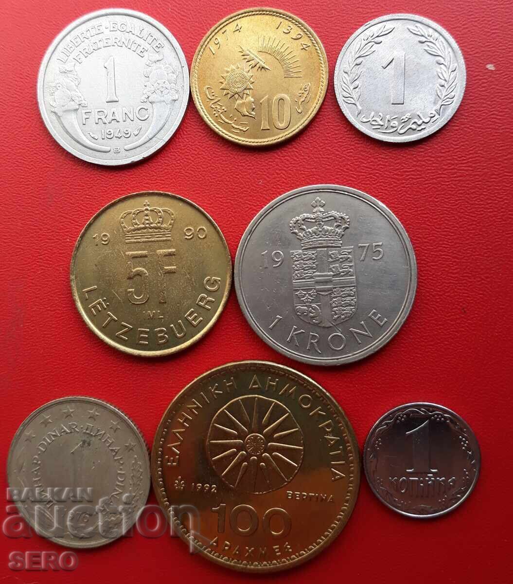 Mixed lot of 8 coins