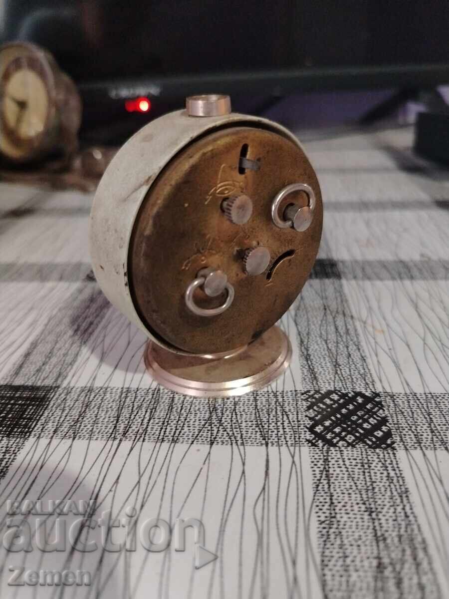 Clock with price € 5.00 | 9.78 BGN