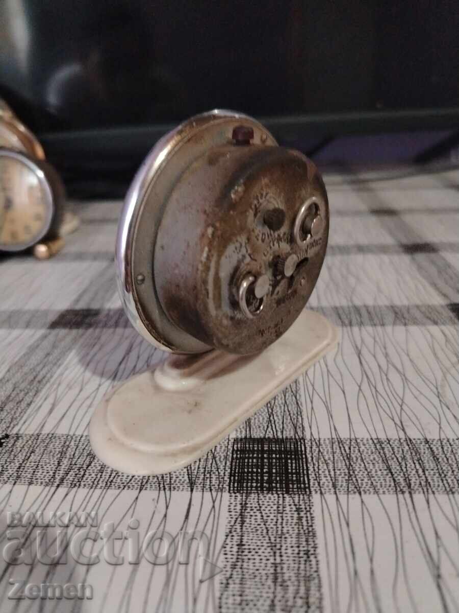 Clock with price € 5.00 | 9.78 BGN