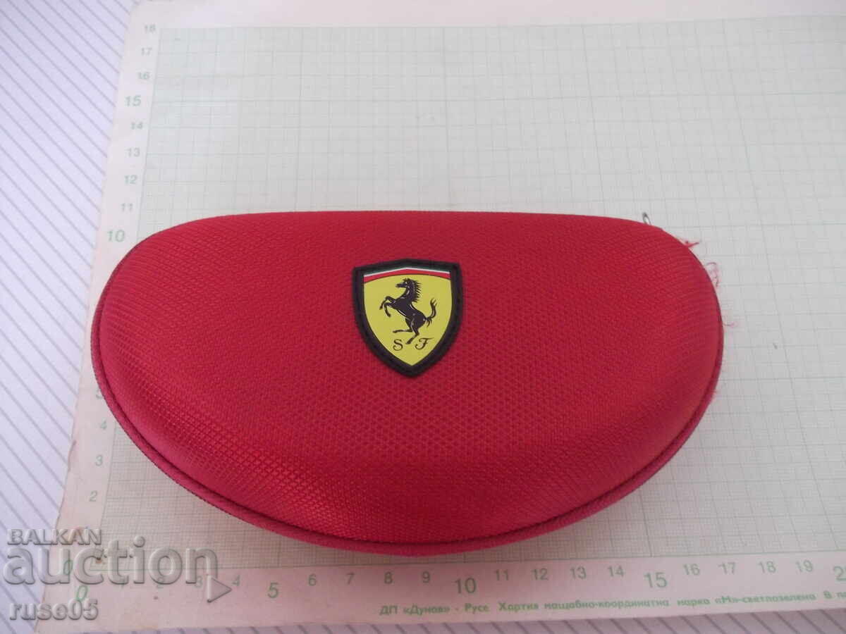 "FERRARI" glasses case