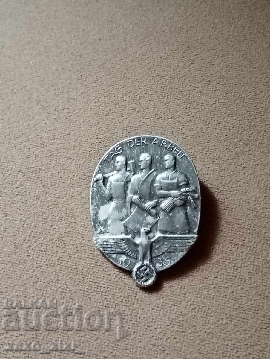 Third Reich Badge 1935 Labor Day Third Reich Badge 1935 Labor Day