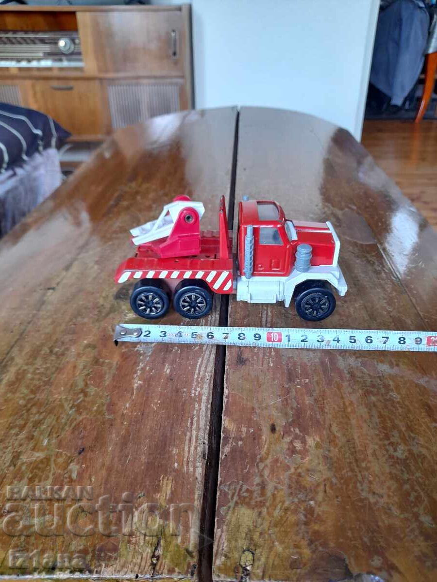 Auction  Old MIR truck