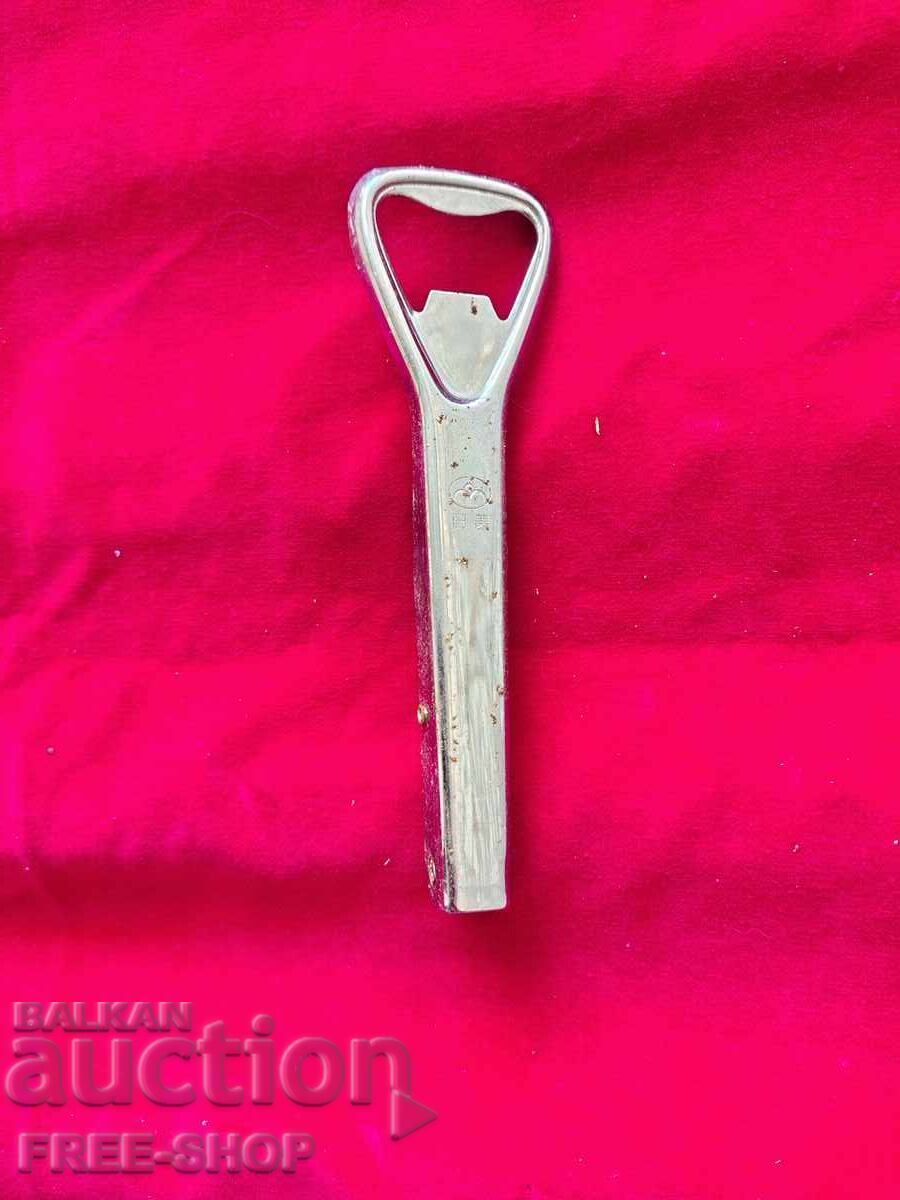 Corkscrew bottle opener Corkscrew bottle opener