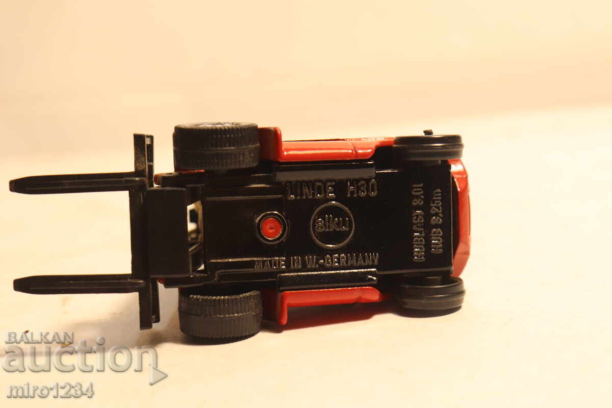 MODEL CAMION STIVUITOR SIKU 1/50 - 6