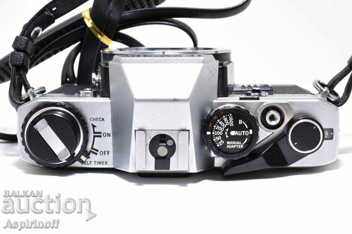 Auction Olympus OM10 camera Auction Olympus OM10 camera