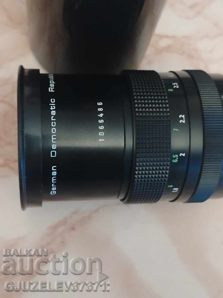 Аукцион Pentacon Auto 2.8/135 MC, класически обектив от бившата ГДР