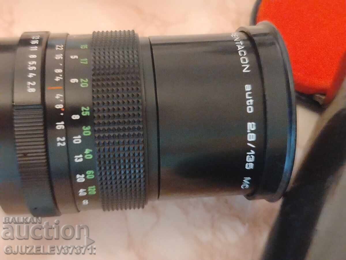 Παράδοση Pentacon Auto 2.8/135 MC, κλασικός φακός από την πρώην ΛΔΓ Παράδοση Pentacon Auto 2.8/135 MC, κλασικός φακός από την πρώην ΛΔΓ