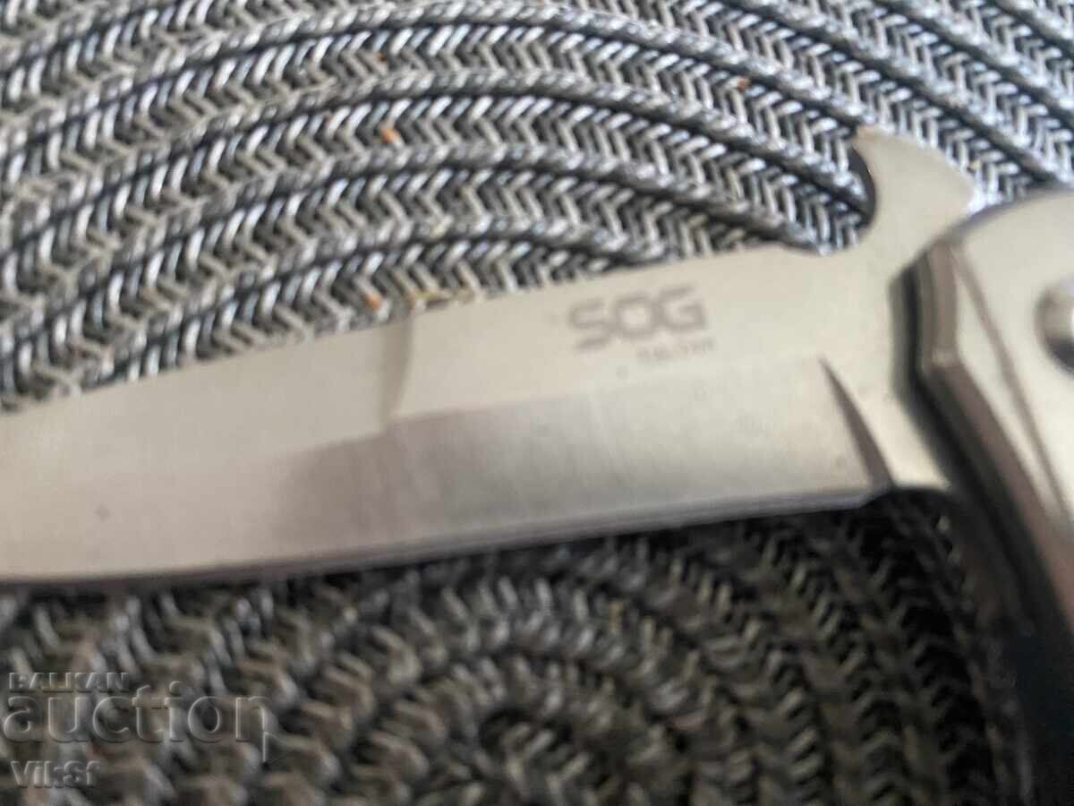 Delivery of SOG folding semi-automatic knife - 90x205 mm Delivery of SOG folding semi-automatic knife - 90x205 mm