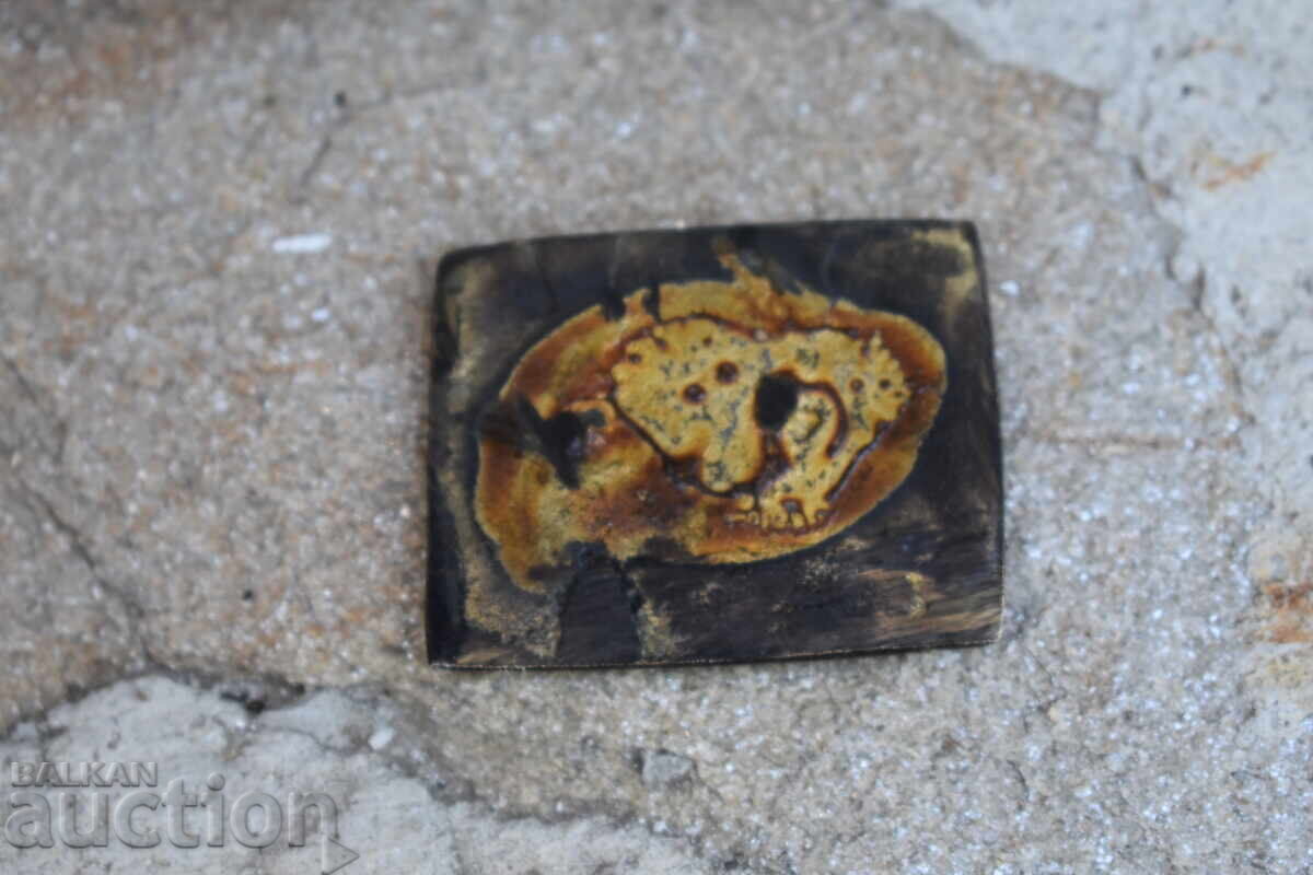 Auction  Small National Revival icon