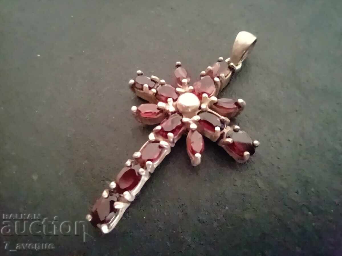 Silver Pendant, silver and stone: Garnet Silver Pendant, silver and stone: Garnet
