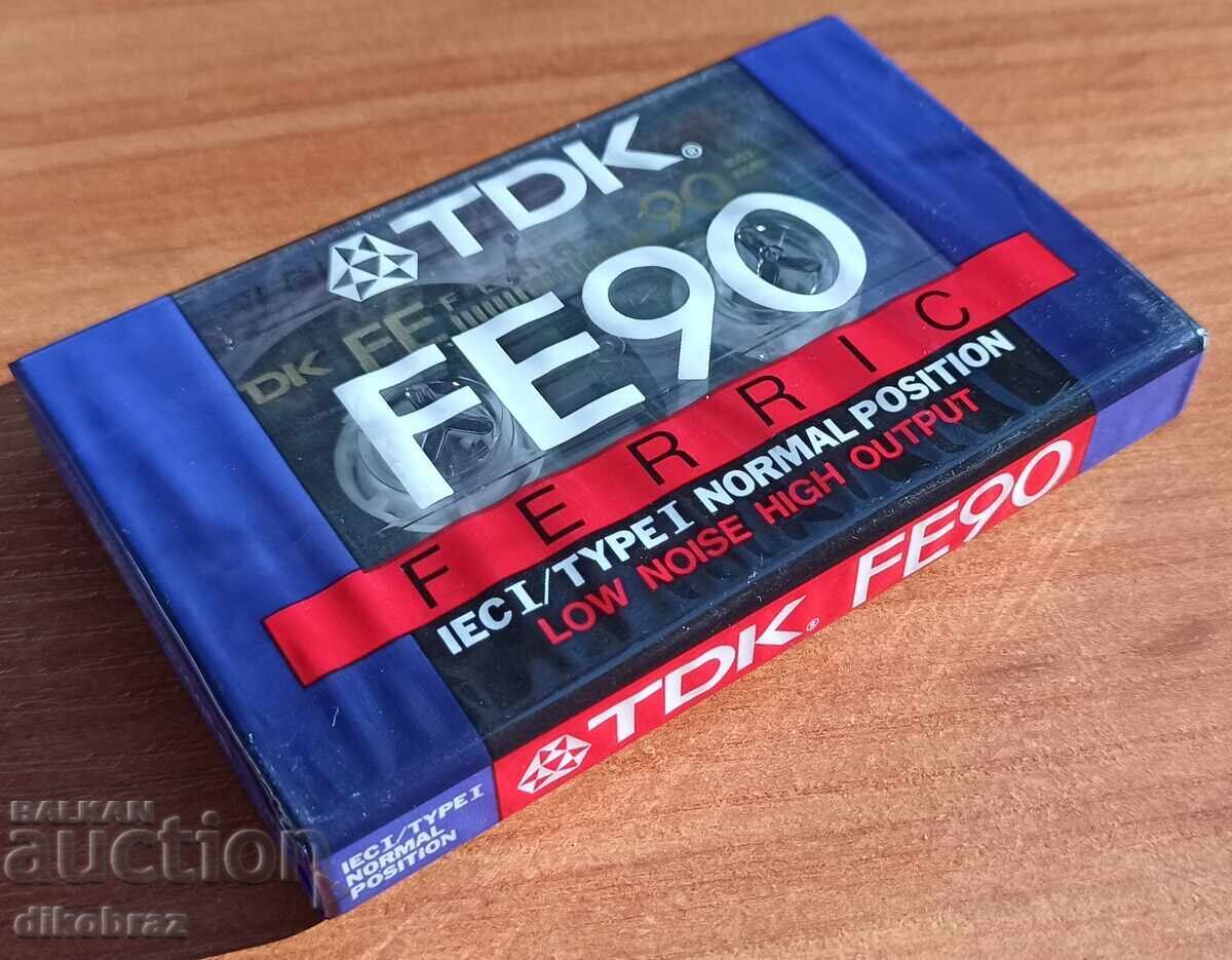 Καινούργια κασέτα ήχου TDK -90 σε αρχική συσκευασία