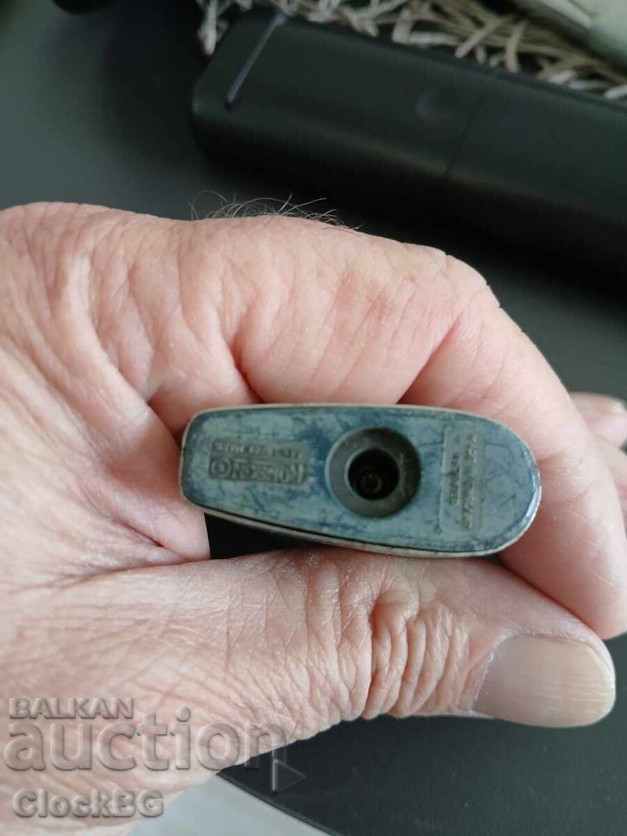 Delivery of Vintage Ronson lighter Delivery of Vintage Ronson lighter