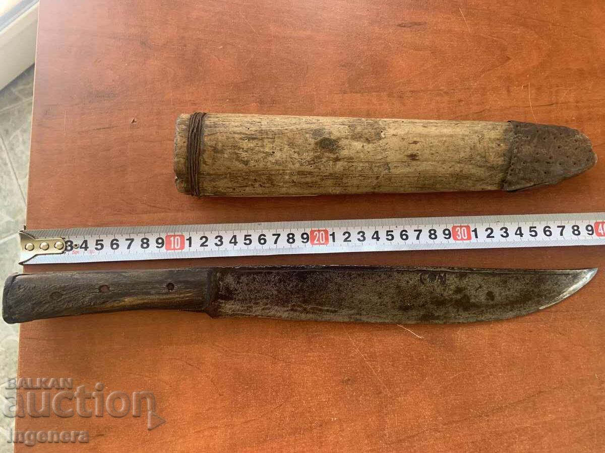 CUȚIT VECHI MARCAT DIN OS CU TEACĂ, LAMĂ DE 100 DE ANI cu preț € 129.90 | 254.06 BGN CUȚIT VECHI MARCAT DIN OS CU TEACĂ, LAMĂ DE 100 DE ANI cu preț € 129.90 | 254.06 BGN