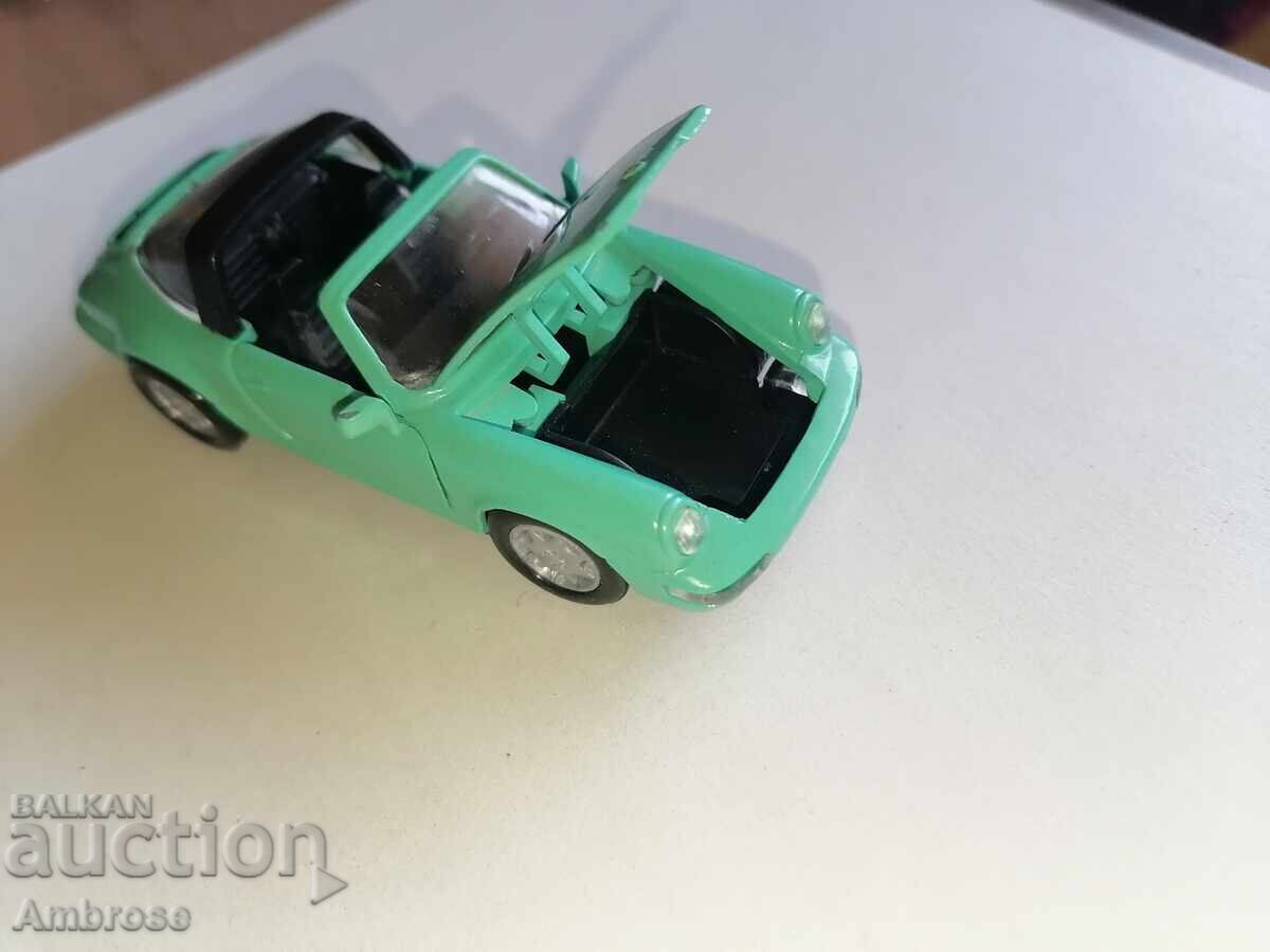 Δημοπρασία Porsche Targa, NZG