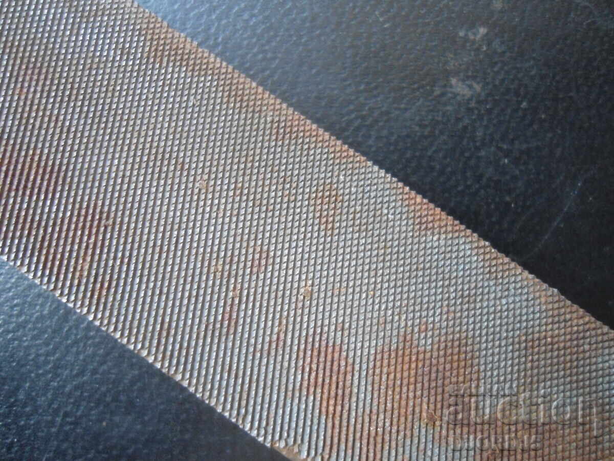 Auction  Old hacksaw