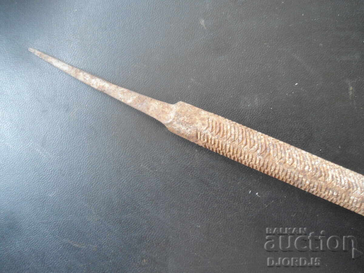 Auction  Old saw, region